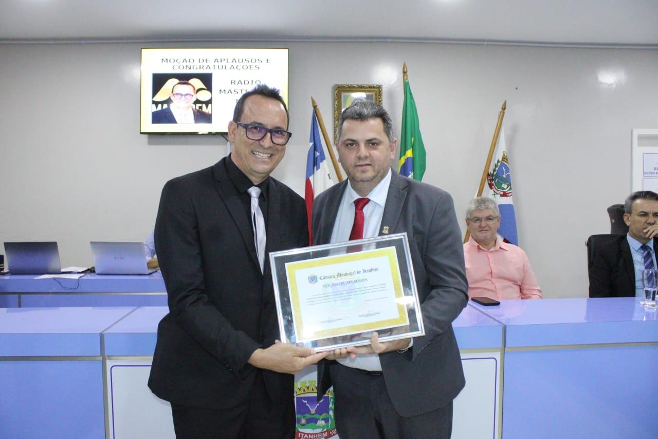 Rádio Master FM agradece os vereadores de Itanhém pela Moção de Aplauso e Congratulações